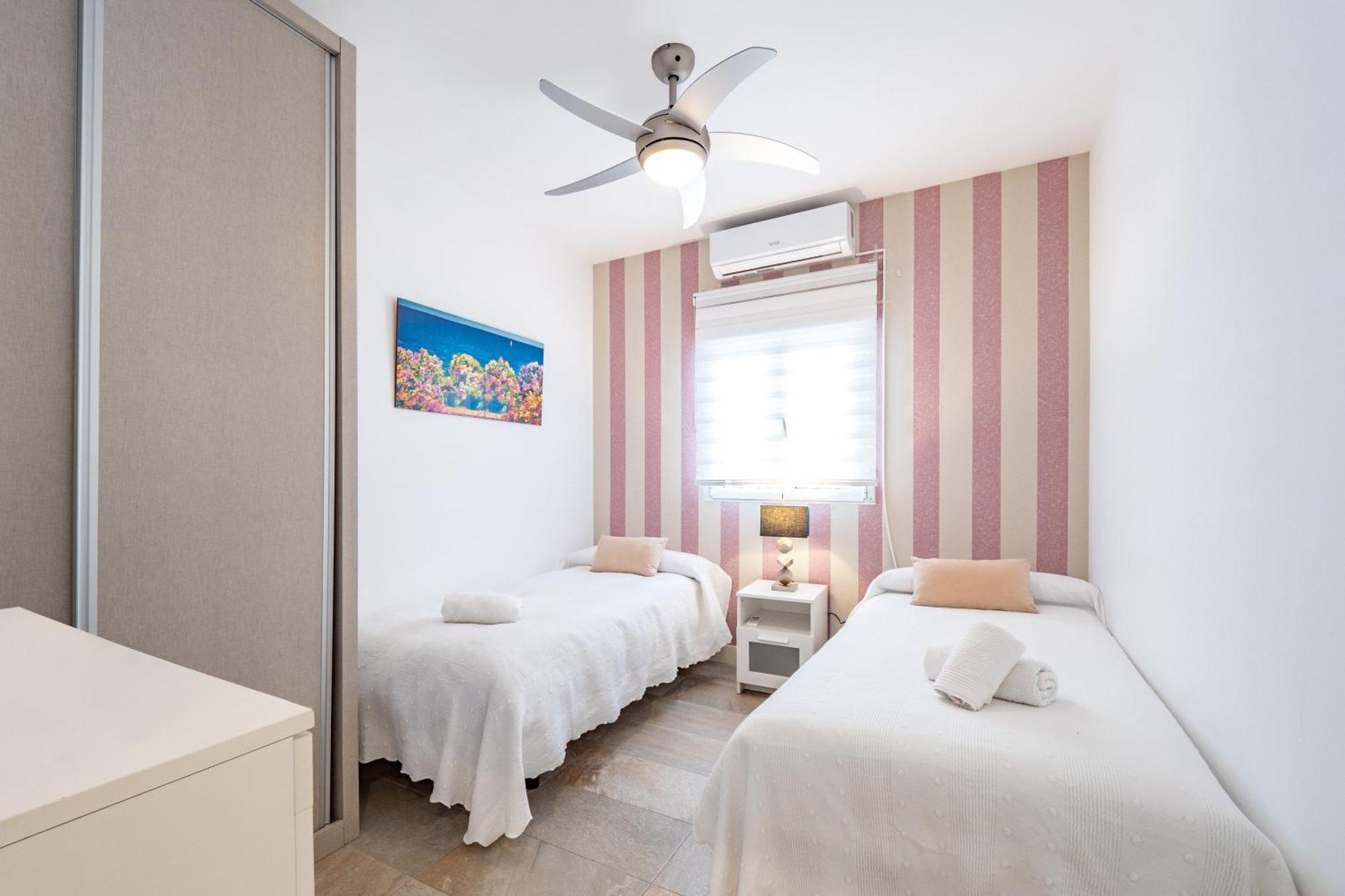 Precioso Chalet A Pie De Playa 푼타움브리아 외부 사진