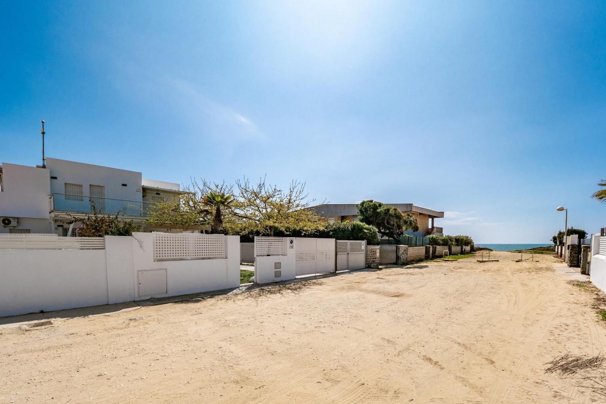 Precioso Chalet A Pie De Playa 푼타움브리아 외부 사진
